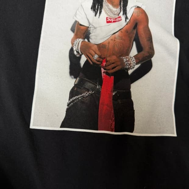 슈프림 플레이보이카티