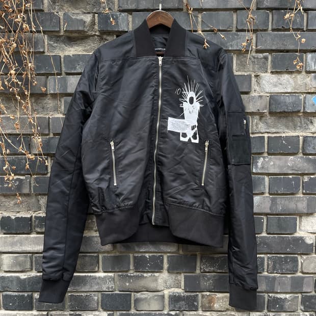 [L] SUNDAY OFF CLUB MA-1 봄버 자켓