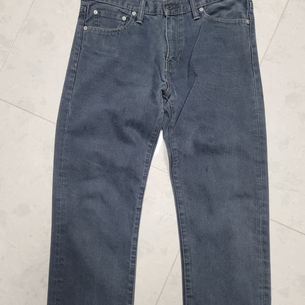 리바이스 504 데님 청바지 허리30 상태극상

허리30 
