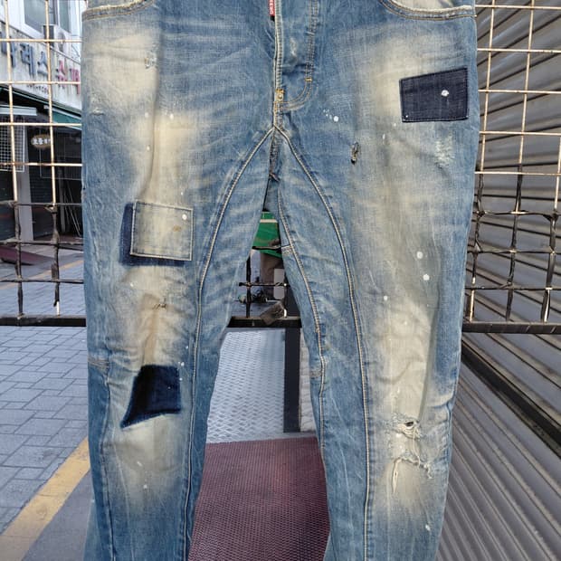 36 디스퀘어드 청바지