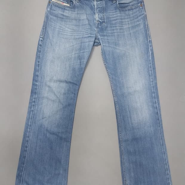 [31] 디젤 자티니 레귤러 부츠컷진 청바지