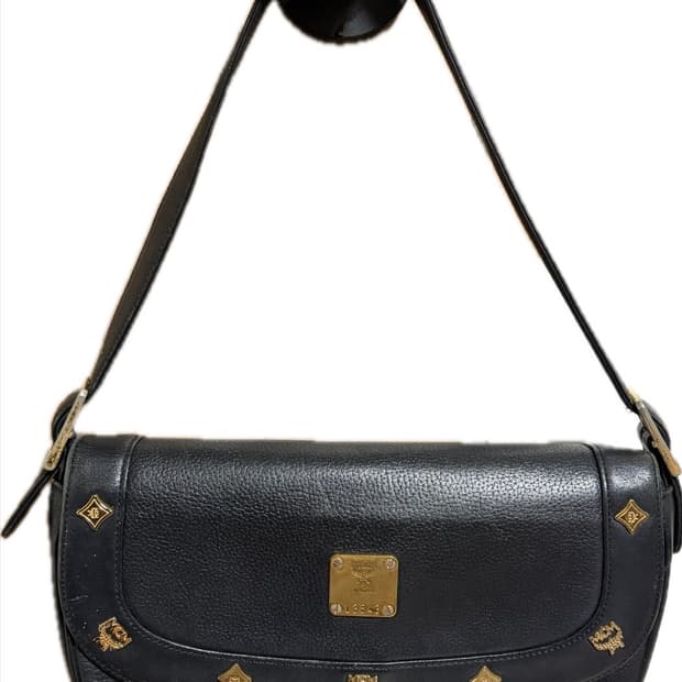 MCM 블랙 가죽 숄더백