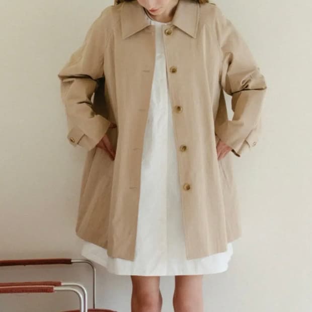 언에디트 Kayla 하프 트렌치 코트