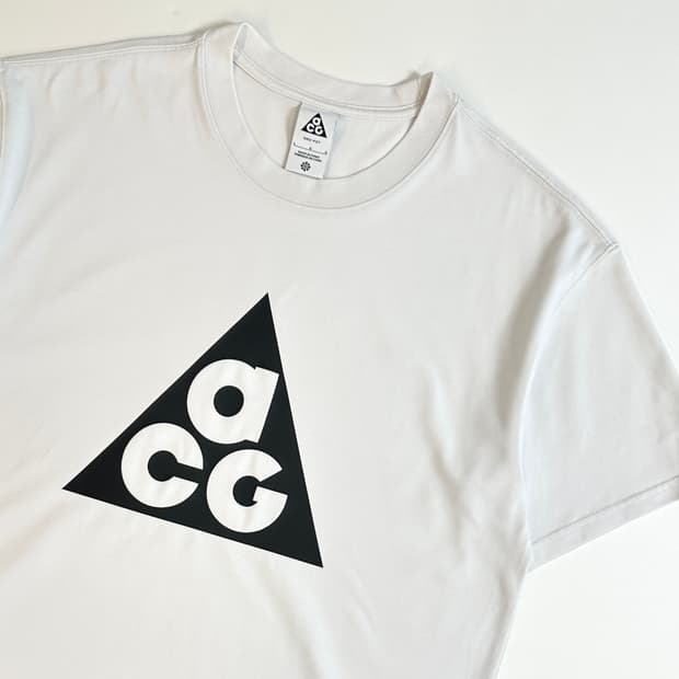 Nike acg 빅로고 반팔 화이트 L