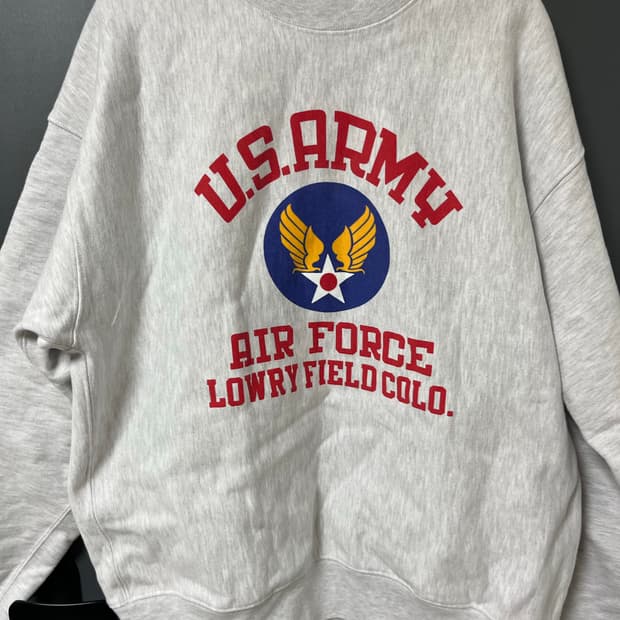 아웃스탠딩 u.s army 맨투맨 