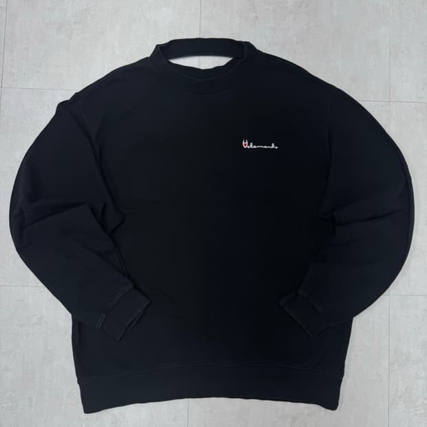 •VETEMENTS 2016 S/S 메탈 로고 맨투맨 블랙