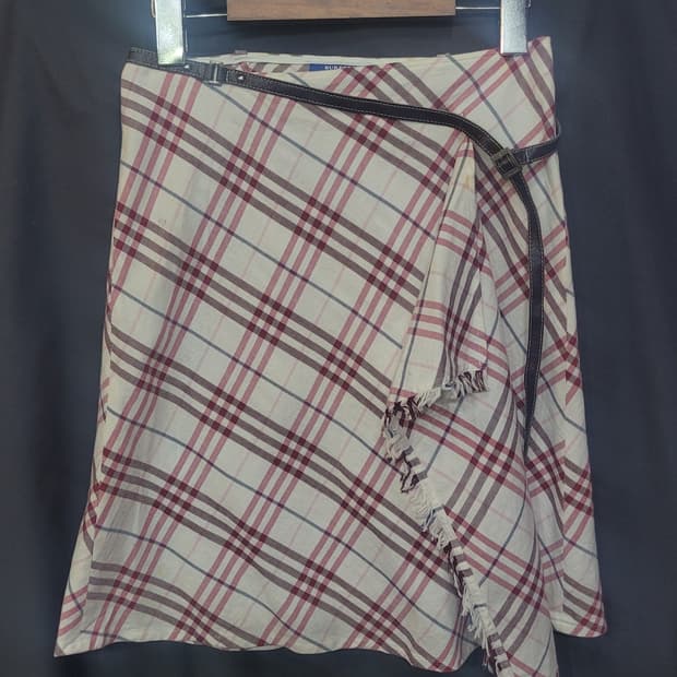 Burberry 버버리 빈티지 체크 벨티드 스커트