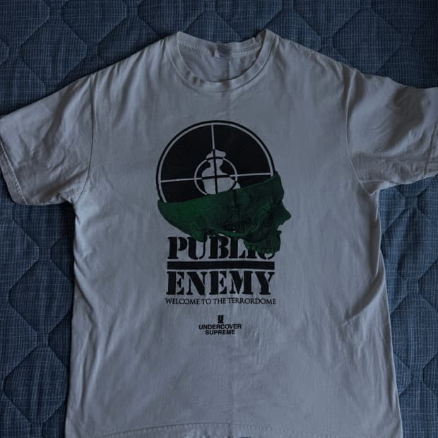 슈프림 언더커버 퍼블릭 에너미 반팔 화이트 L