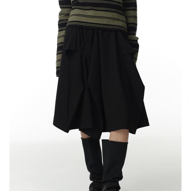 밀로 우먼 어시메트릭 밴딩 스커트