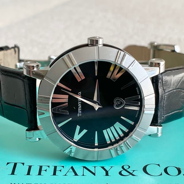 티파니 아틀라스 세라믹 스틸 쿼츠 36mm 중형 사이즈(남녀공용)