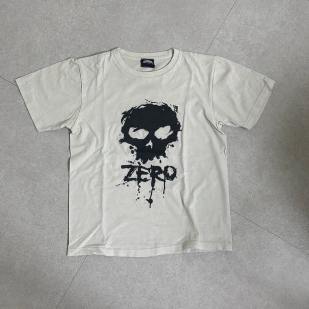 00s Zero Skateboard Skull 반팔