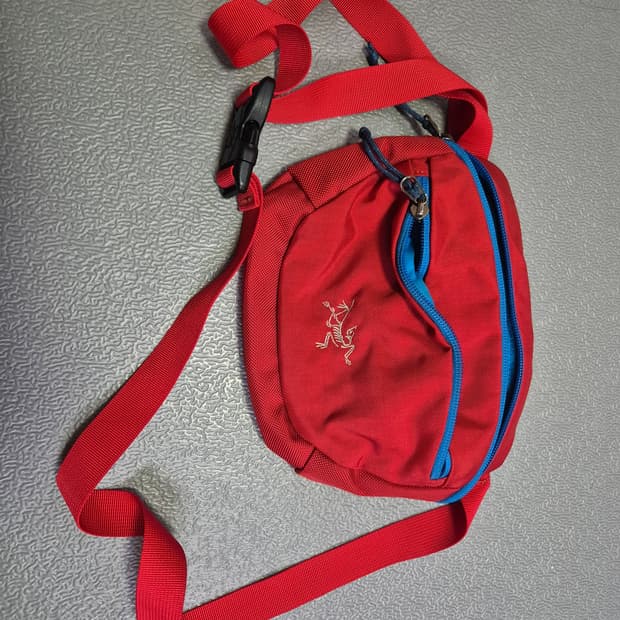 아크테릭스 마카1