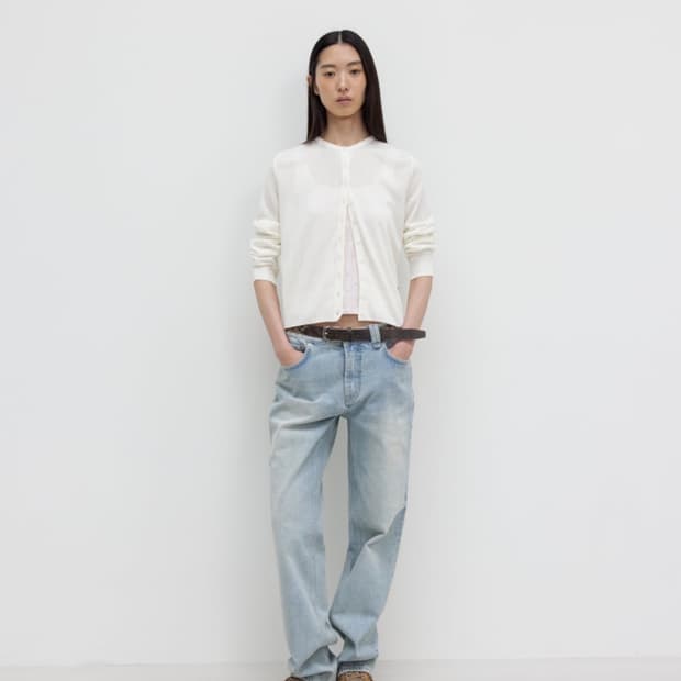 MID RISE REGULAR FIT JEANS / MID BLUE