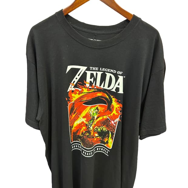 THE LEGEND OF ZELDA 하이랄 그래픽 반팔 티셔츠