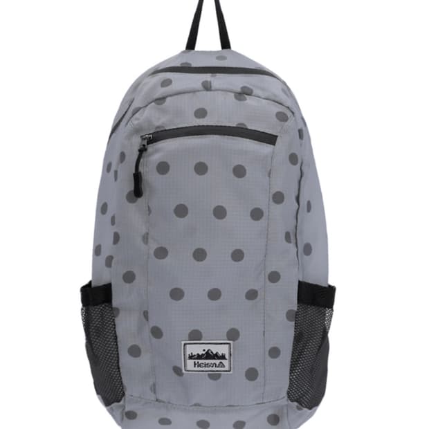하이산 도트 백팩 차콜 색상