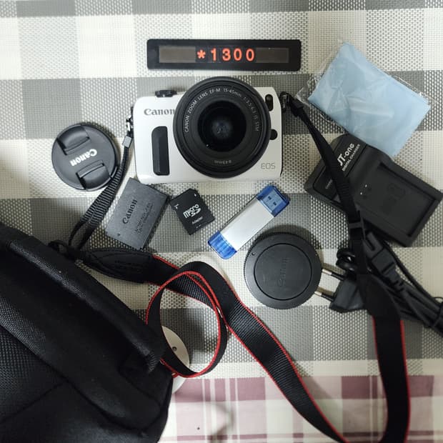 캐논 EOS M 디지털카메라 화이트 가방세트