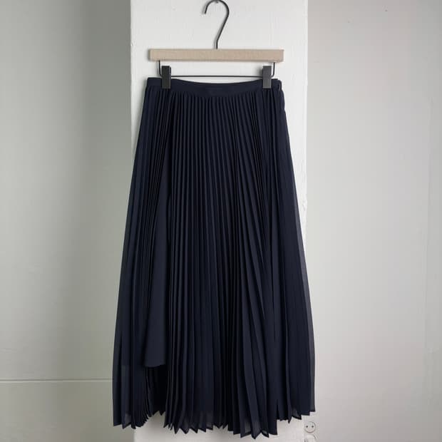 LE CIEL BLEU Navy Pleated Slit Skirt