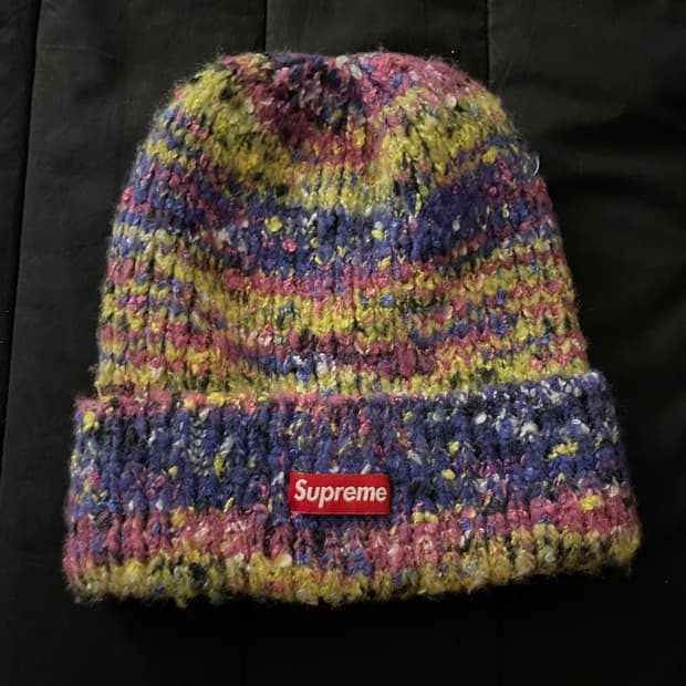 슈프림 스페이스 다이 비니