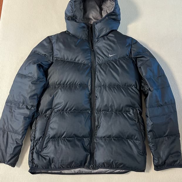 L) 나이키 후드 경량 패딩 2way (하자 o)