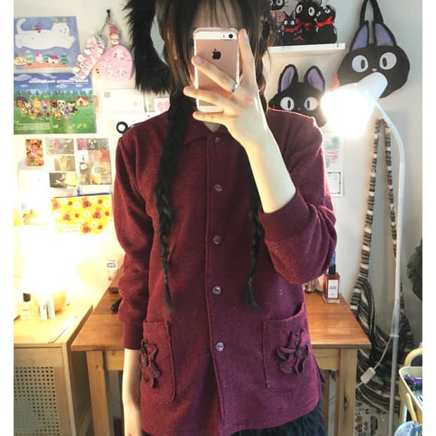 VINTAGE FLOWER PATCH POCKET CARDIGAN WIN