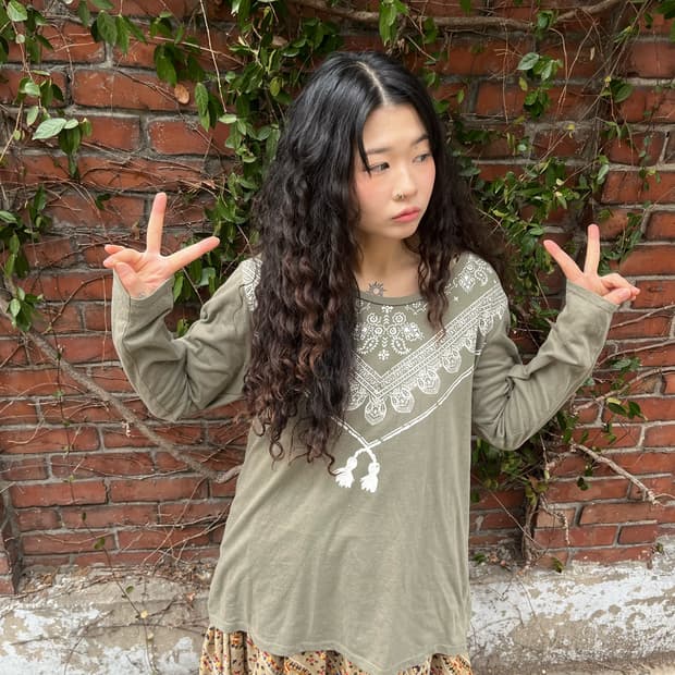 히피 프린팅 롱 슬리브