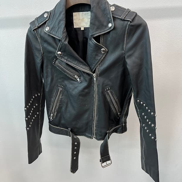 여) 마쥬 스터드 라이더자켓 