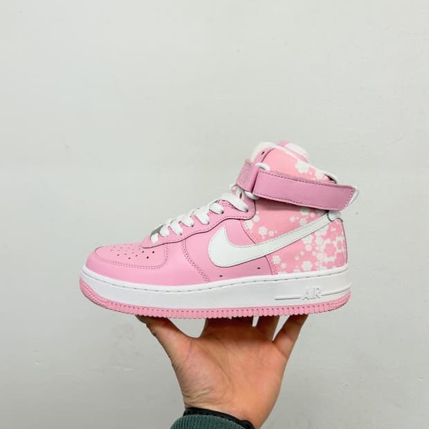 레어 상품 나이키 에어포스1 하이 핑크 플라워 벚꽃 235