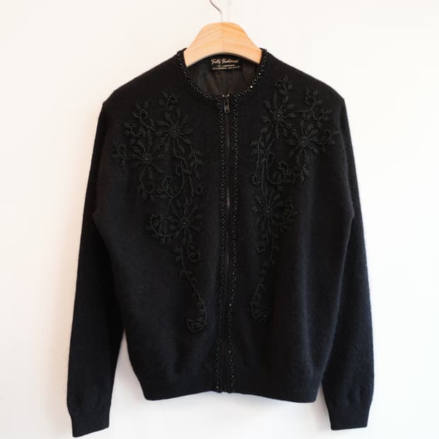 Japan brand 울&앙고라 혼방 비즈 니트 