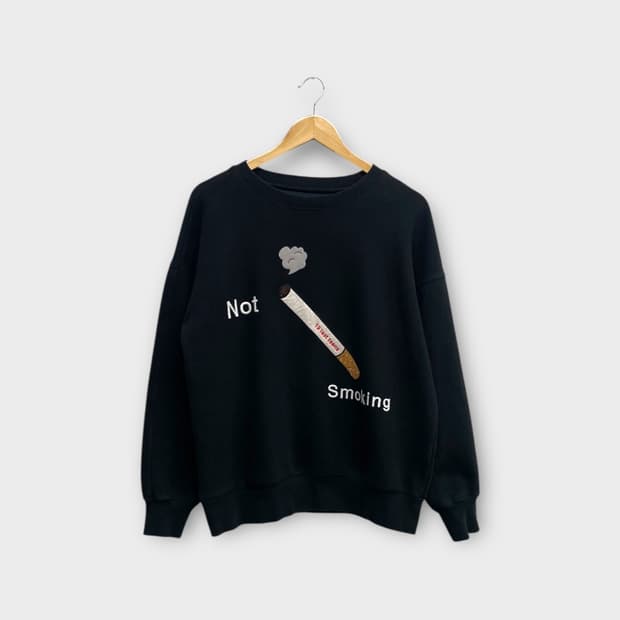 아더에러 블랙 Not Smoking 프린팅 맨투맨 M