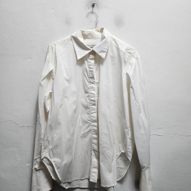 톰그레이하운드 오버핏 화이트 셔츠