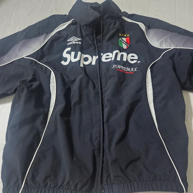 22ss 슈프림 x 엄브로 트랙자켓 m