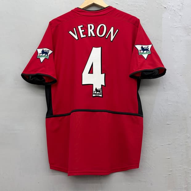 나이키 02-04 맨체스터 유나이티드 홈 리그킷후안 세바스티안 베론