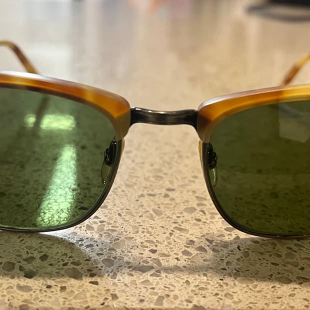 GARRETT LEIGHT CALIFORNIA LINCORN 48/21