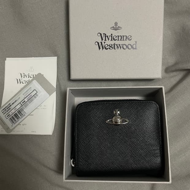 비비안웨스트우드 지갑