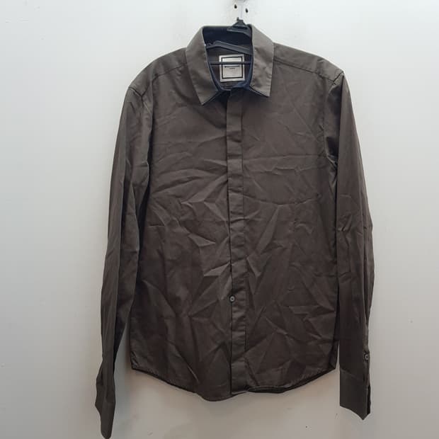 우영미 심버튼 브라운 셔츠 