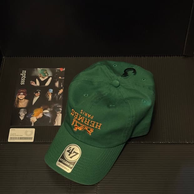 11. 에르메스 볼캡