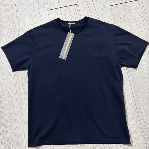 (m)엑슬림 EP.7 SYNOPSIS 02 T-SHIRT NAVY