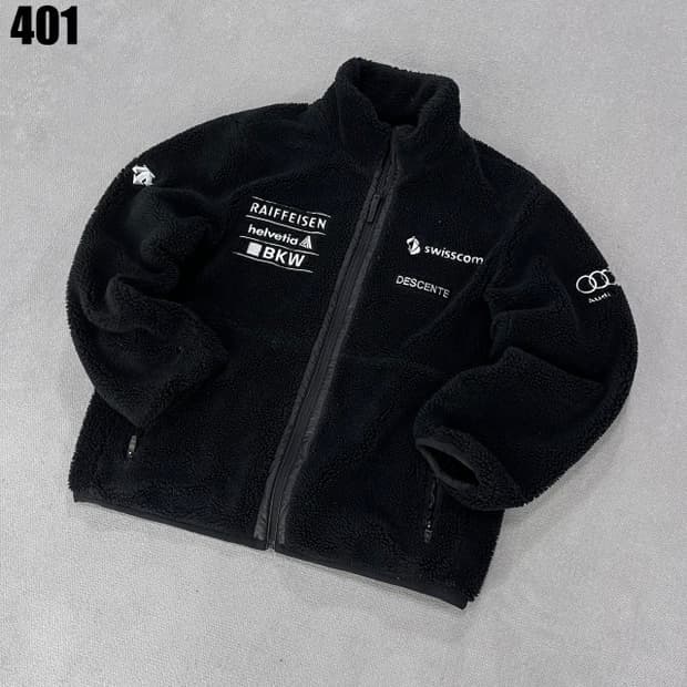 데상트 스위스 플리스 블랙 