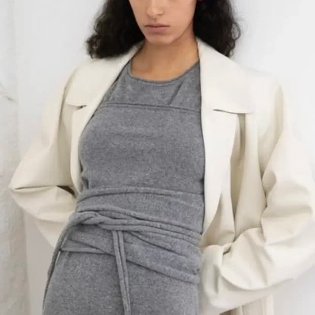 Le17캐시미어블랜디드 튜브탑 새상품 그레이