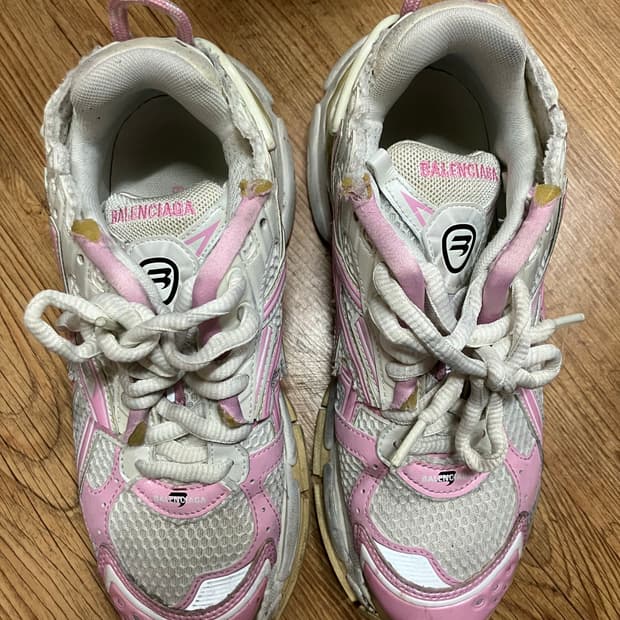 발렌시아가 운동화 37사이즈