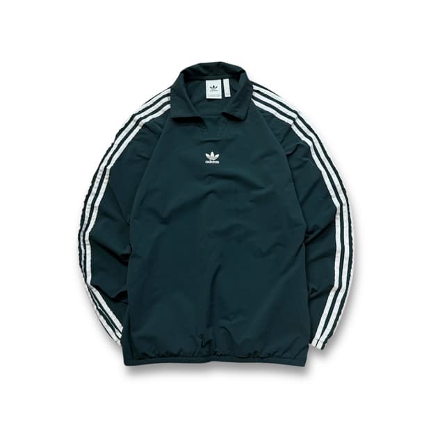 아디다스(NCT 해찬 착용 모델) 트레포일 3스트립 그린 웜업 탑