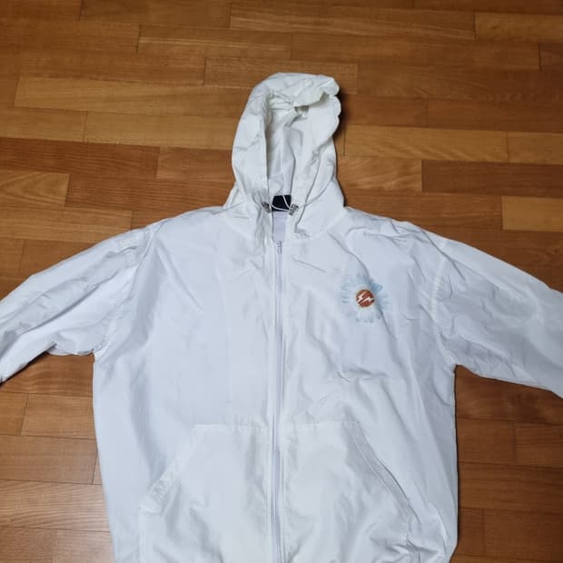 옷 일괄 (맨투맨, 바람막이)