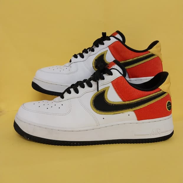 남성 나이키 에어포스1 07 LV8 스니커즈, 운동화 (275)