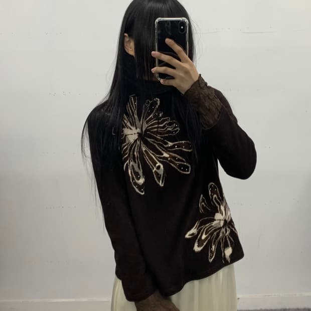 재패니즈 하프넥 패턴 디테일 슬리브