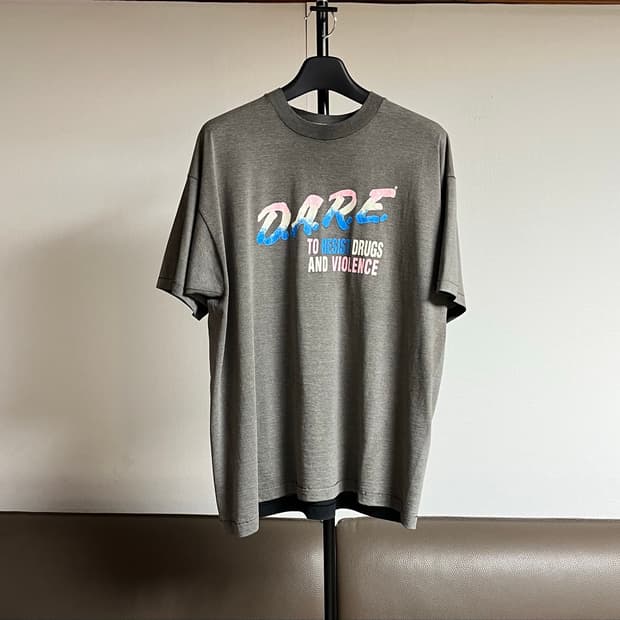 빈티지 dare 유머 반팔 티셔츠