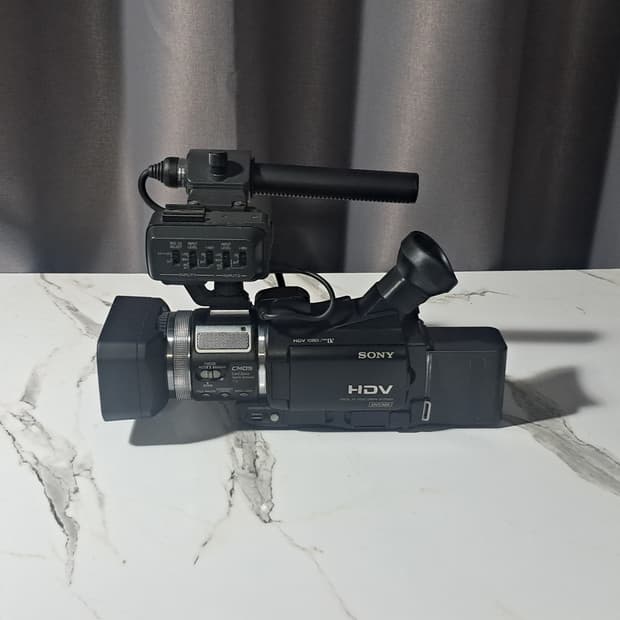 소니 HDV 핸디캠 HVR-A1N 미니DV 방송용 카메라