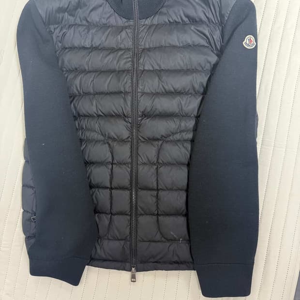 몽클레어 니트 패딩