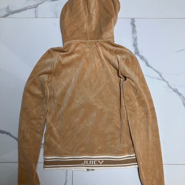 Y2K 쥬시꾸뛰르 희귀템 벨루어 후드집업 캬라멜 tan