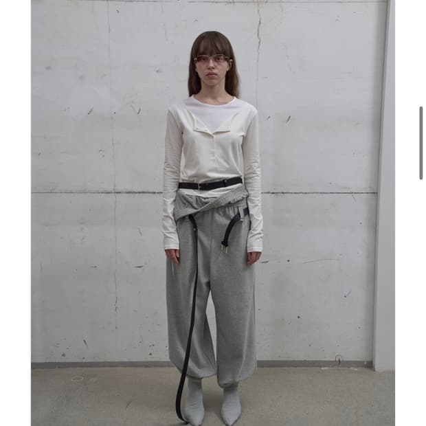 레이어드 헨리넥 탑