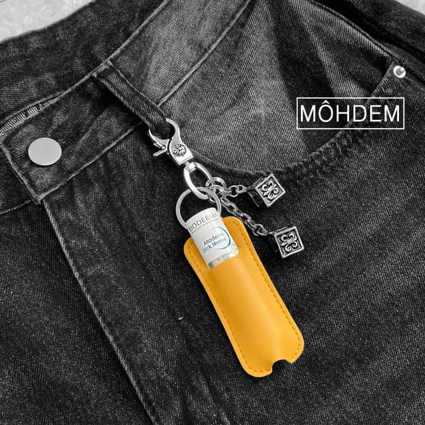 [Unsex] 립밤 케이스 크롬주사위 키링 열쇠고리